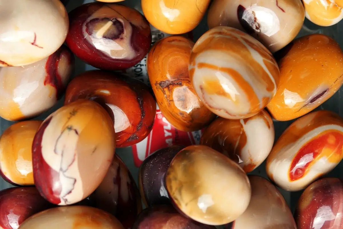 A Guide To Rainbow Jasper And Its Healing Properties