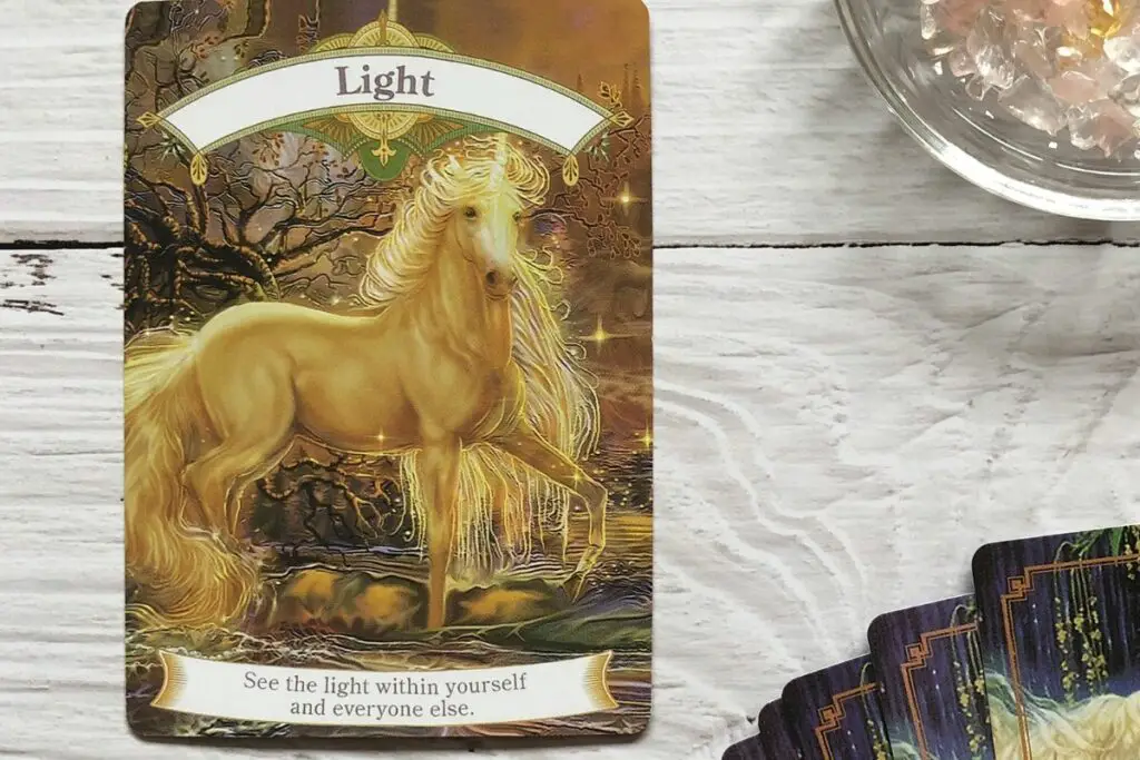 intuitive readings with oracle cards